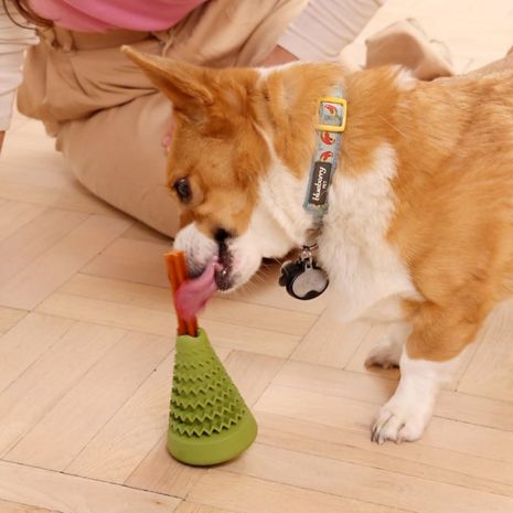 Natural Rubber Evergreen Tree Toy